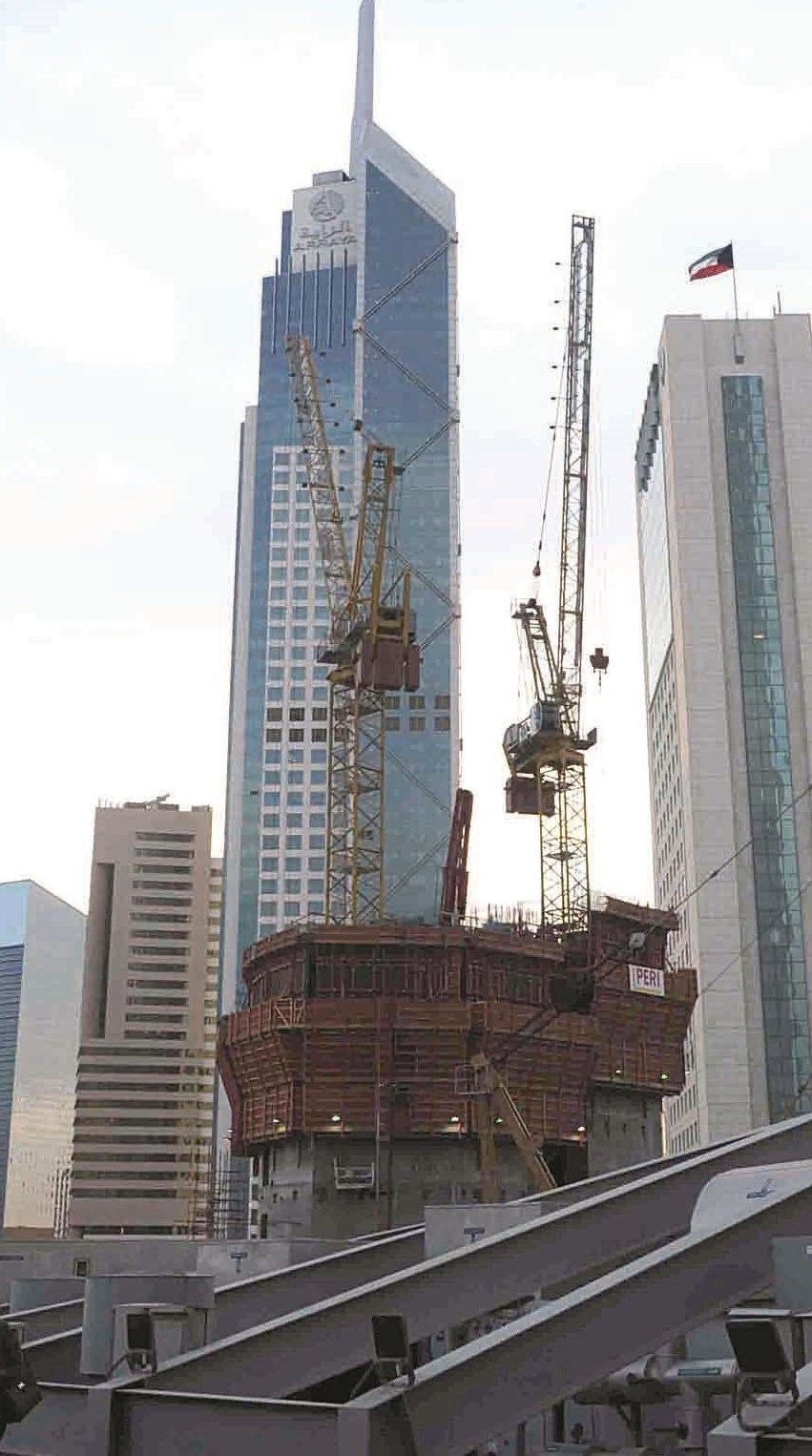 u0628u064au0626u0629 u0642u0627u0646u0648u0646u064au0629 u0645u062eu062au0644u0641u0629 u0628u0639u062f u062au0637u0628u064au0642 u0627u0644u0642u0627u0646u0648u0646 u0627u0644u062cu062fu064au062f (u062au0635u0648u064au0631 u0637u0627u0631u0642 u0639u0632u0627u0644u062fu064au0646)