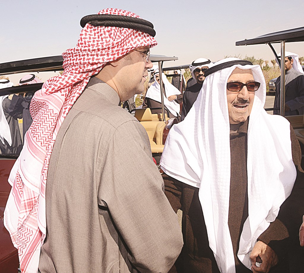 سمو الأمير وعبدالعزيز إسحاق