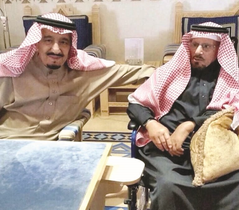 الملك سلمان ومحمد الخس المطيري
