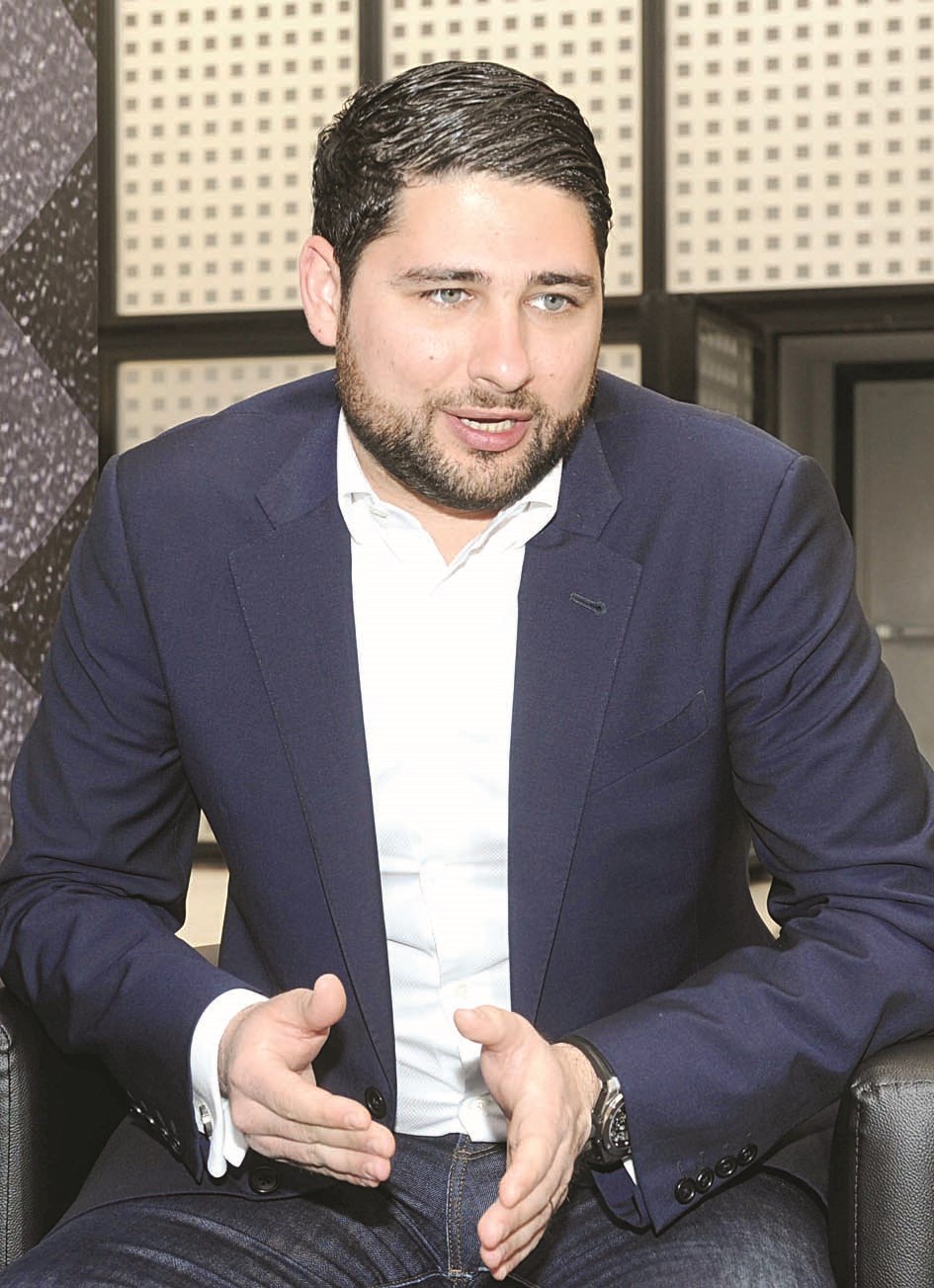 u00abu0646u0633u0639u0649 u0644u0646u0643u0648u0646 u0627u0644u0623u0641u0636u0644 u062fu0627u0626u0645u0627u064bu00bb