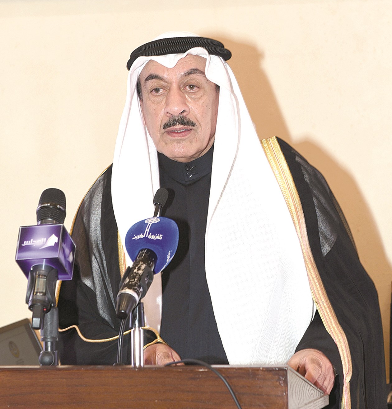 u0641u0647u062f u0627u0644u0623u0645u064au0631 u064au0644u0642u064a u0643u0644u0645u062au0647