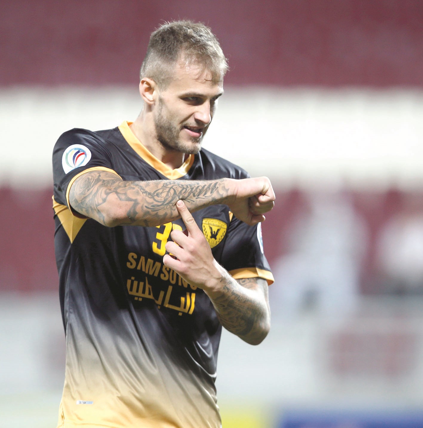 u062fu0627u0646u064au0627u0644 u0633u0648u0628u0648u062au064au062au0634 u0645u062du062au0641u0644u0627u064b u0628u0647u062fu0641u0647 u0641u064a u0645u0631u0645u0649 u0623u0631u0628u064au0644  (u0627u0644u0623u0632u0631u0642 u062fu0648u062a u0643u0648u0645)