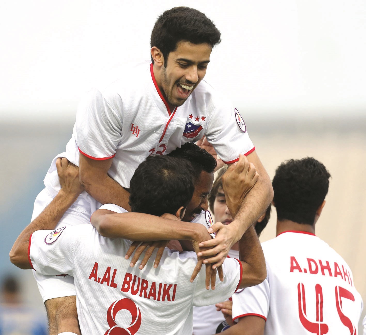 فرحة «بيضاء» تكررت في الاهداف الخمسة