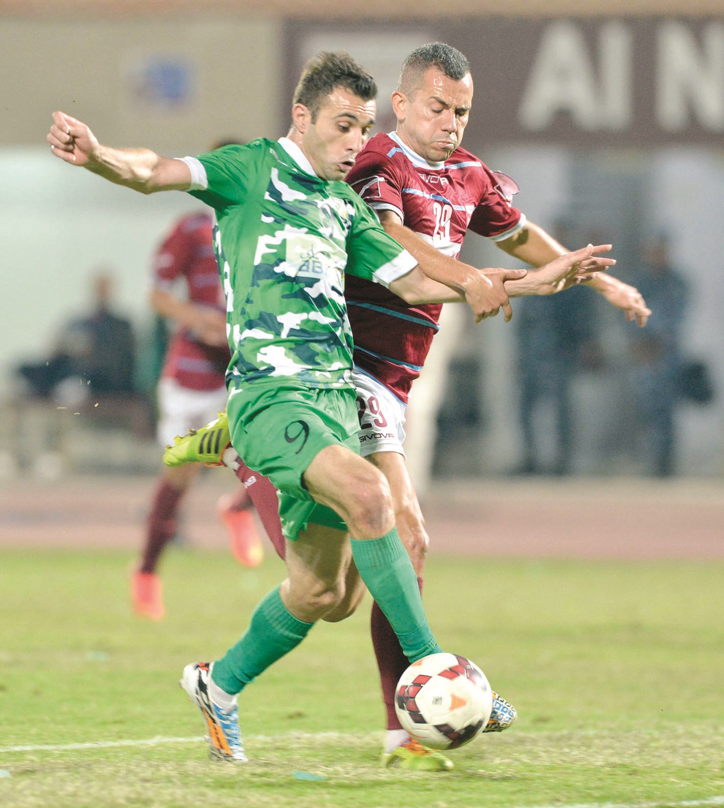 هايل ... نجم العربي في المباراة امام النصر     (الأزرق دوت كوم)