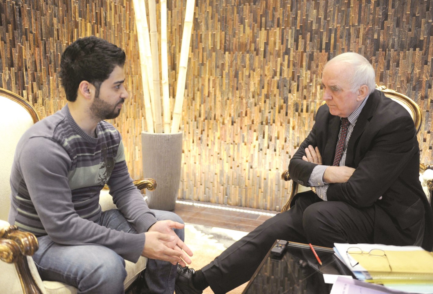 كانيل متحدثاً للزميل علاء محمود