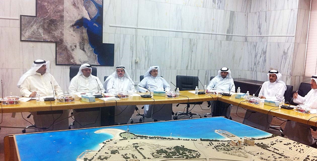 u062cu0627u0646u0628 u0645u0646 u0627u062cu062au0645u0627u0639 u0644u062cu0646u0629 u0627u0644u0634u0643u0627u0648u0649