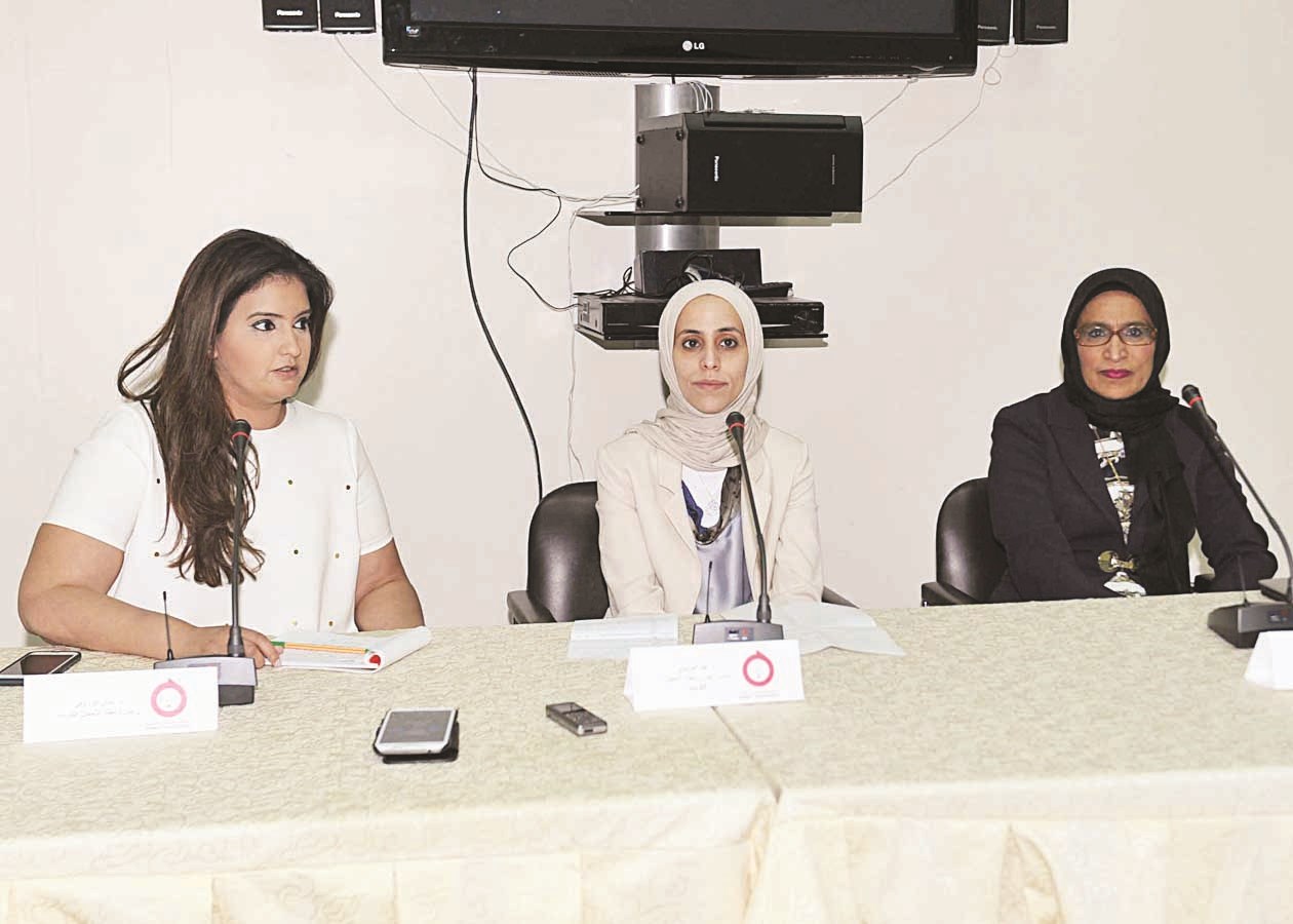 u0627u0644u0645u062au062du062fu062bu0627u062a u0641u064a u0627u0644u0645u0624u062au0645u0631 u0627u0644u0635u062du0627u0641u064ab (u062au0635u0648u064au0631 u0633u0639u062f u0647u0646u062fu0627u0648u064a)