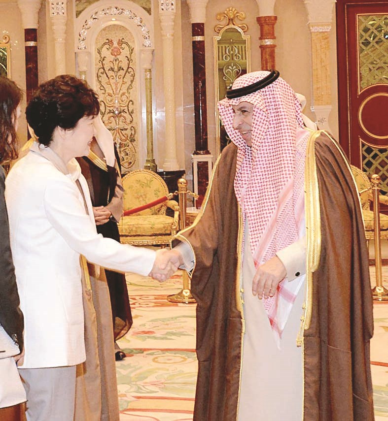 ... والسفير السعودي