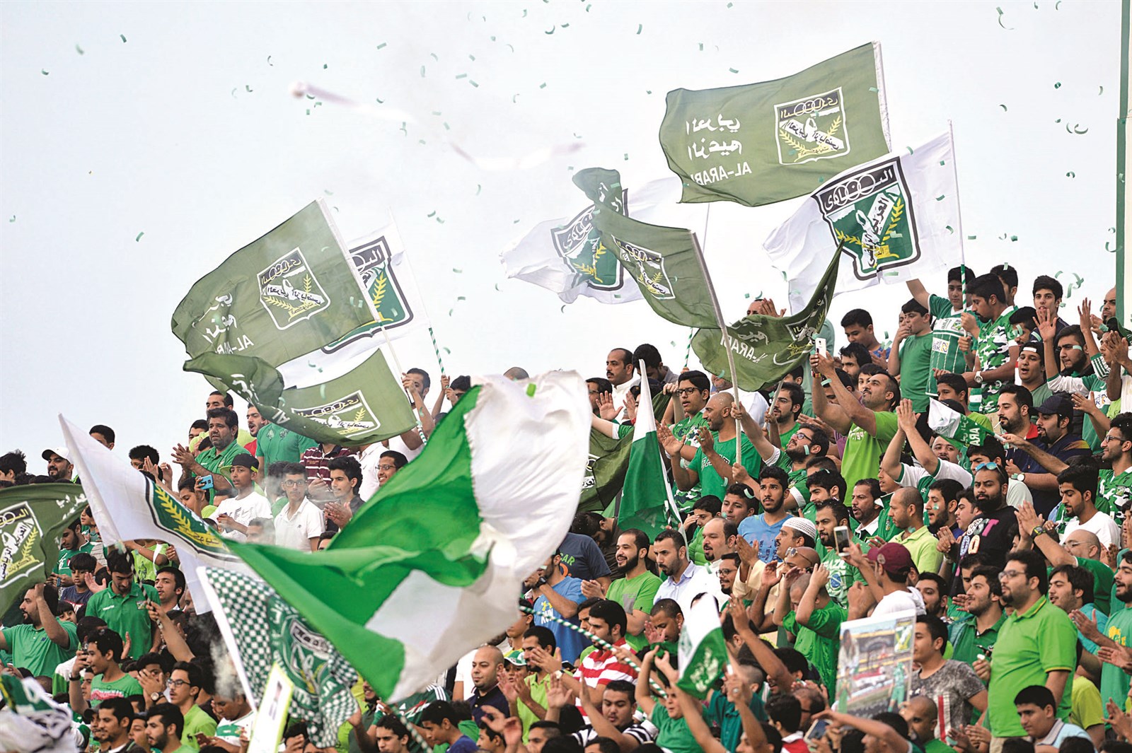 جمهور العربي حضر بكثافة في مباراة الأمس (الأزرق دوت كوم)