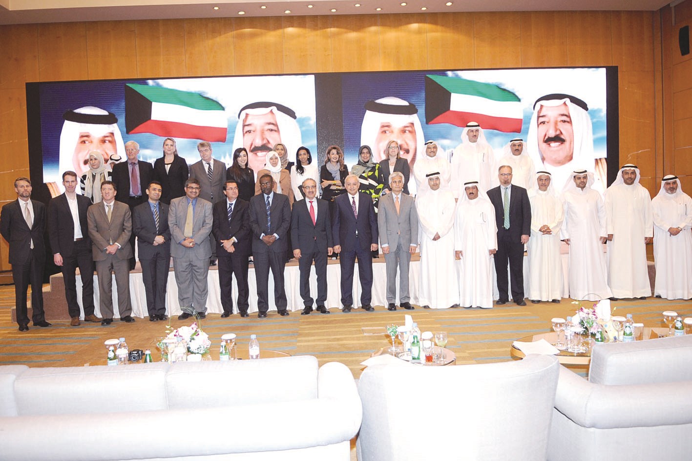 u0644u0642u0637u0629 u062cu0645u0627u0639u064au0629 u0644u0645u0633u0624u0648u0644u064a u0627u0644u062au0631u0628u064au0629 u0645u0639 u0645u0645u062bu0644u064a u0627u0644u0628u0646u0643 u0627u0644u062fu0648u0644u064a