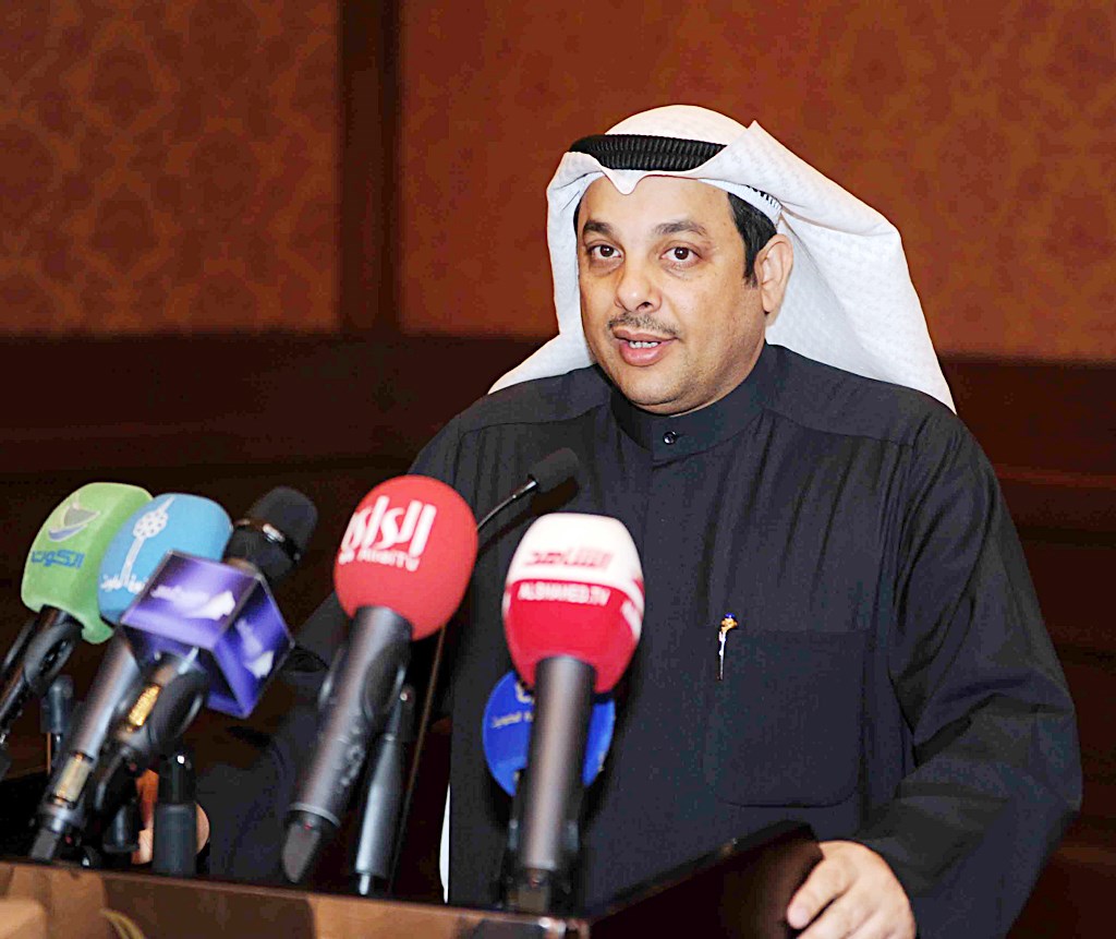 u0627u0644u0635u0627u0646u0639 u0645u062au062du062fu062bu0627u064b u0641u064a u0627u0644u062du0641u0644