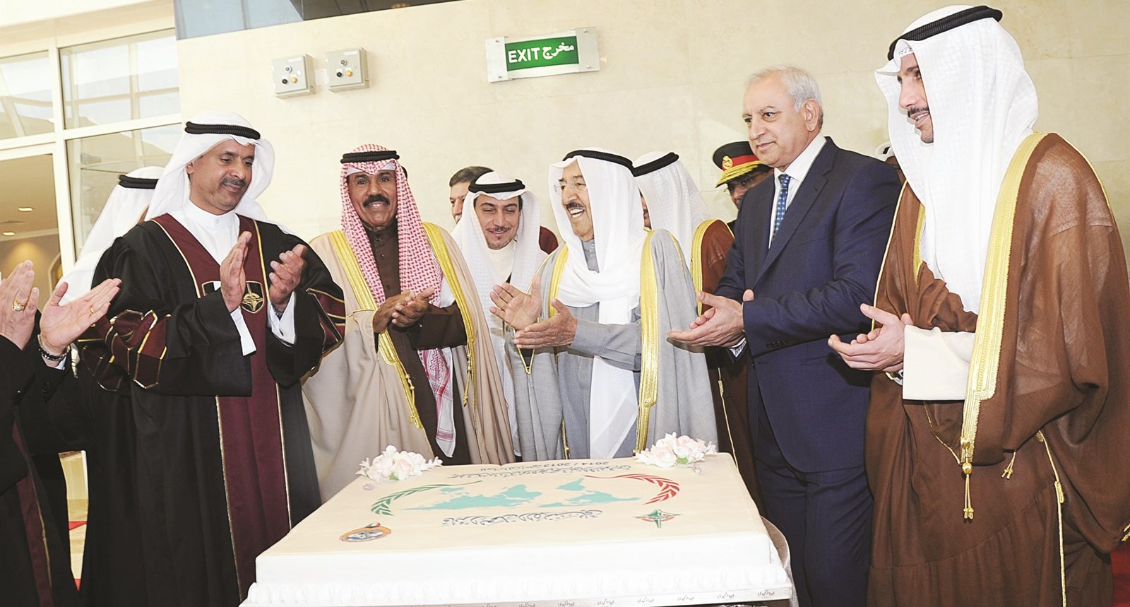 الأمير وولي العهد والغانم والعيسى والأثري