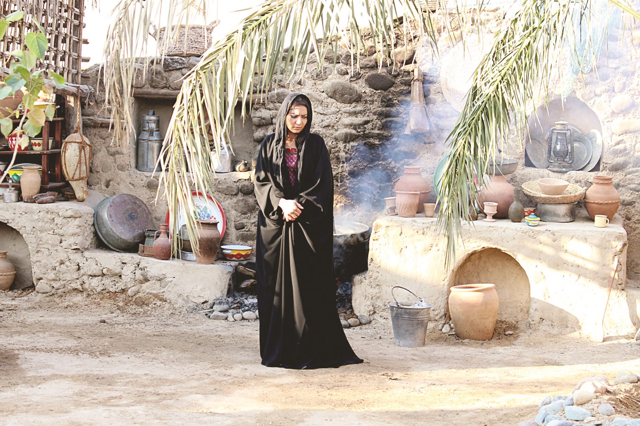 عبير أحمد خلال تصوير أحد المشاهد