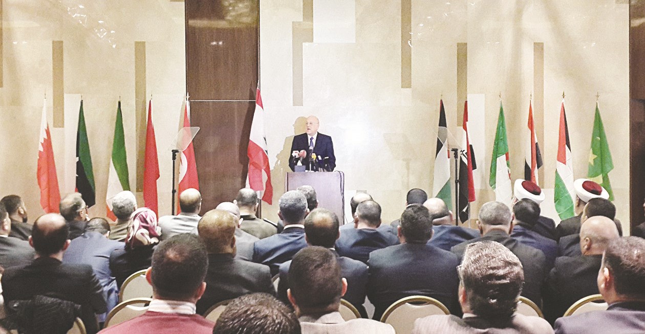 ميقاتي يلقي كلمته في المؤتمر