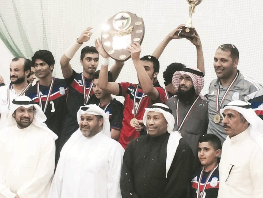 u0623u0645u0627u0646 u0648u0627u0644u0623u0646u0635u0627u0631u064a u064au062au0648u0633u0637u0627u0646 u0646u062cu0648u0645 u00abu0637u0627u0626u0631u0629 u0627u0644u064au0631u0645u0648u0643u00bb