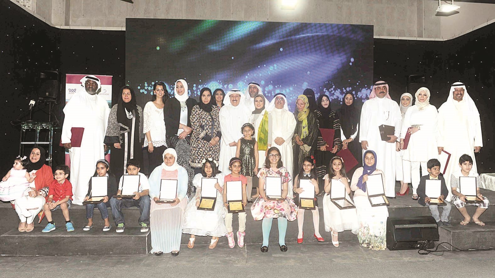 u0633u0639u0627u062f u0627u0644u0635u0628u0627u062d u0648u0639u0628u062f u0627u0644u0631u0633u0648u0644 u0633u0644u0645u0627u0646 u0645u0639 u0627u0644u0645u0643u0631u0645u064au0646 u0648u0627u0644u0623u0637u0641u0627u0644 u0627u0644u0645u0628u062fu0639u064au0646  (u062au0635u0648u064au0631 u0645u0648u0633u0649 u0639u064au0627u0634)