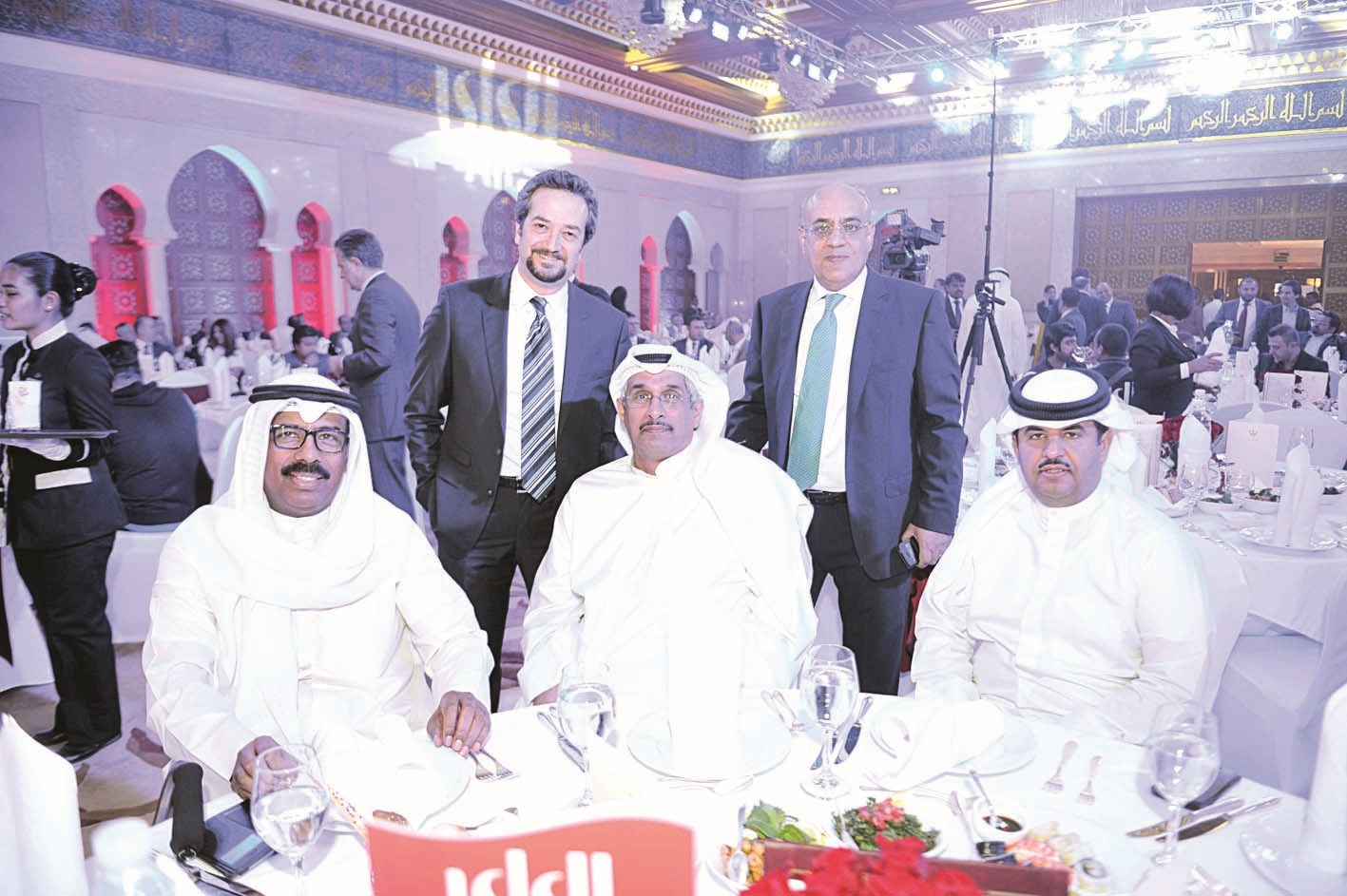 الشيخ دعيج الخليفة الصباح ويوسف الجلاهمة ومحمد جمعة وعادل مصطفى وهادي زهرالدين