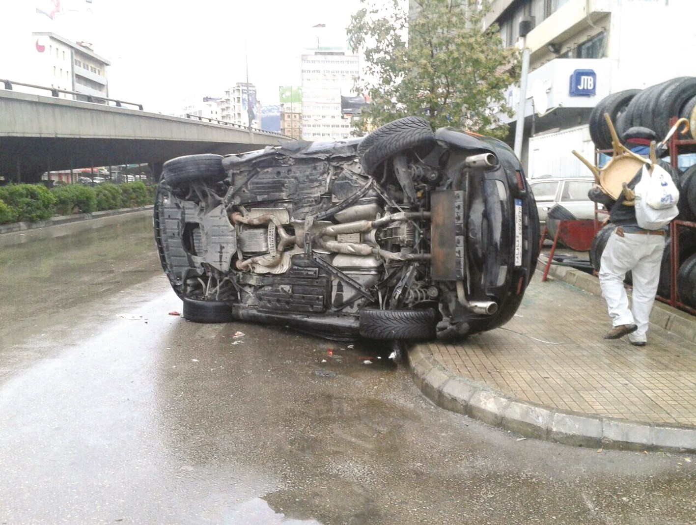 ... u0648 u0633u064au0627u0631u062au0647 u0628u0639u062f u0627u0644u062du0627u062fu062b