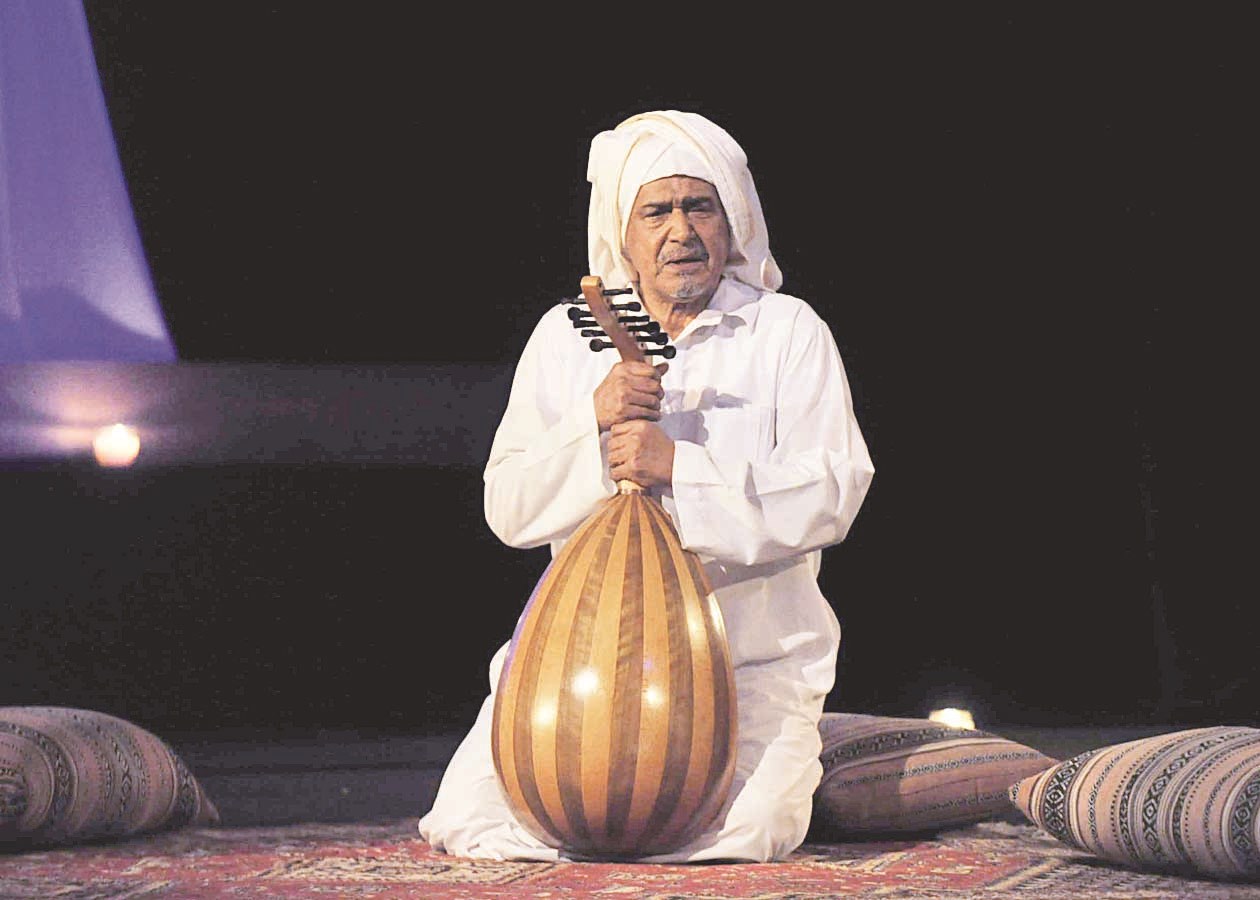 u062cu0627u0633u0645 u0627u0644u0646u0628u0647u0627u0646 u0639u0644u0649 u0627u0644u0645u0633u0631u062d (u062au0635u0648u064au0631 u0633u0639u062f u0647u0646u062fu0627u0648u064a)