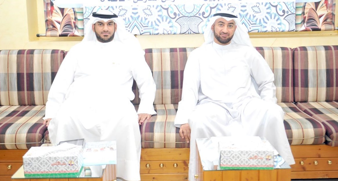 u0627u0644u0641u064au0644u0643u0627u0648u064a u0641u064a u0627u0644u0645u0624u062au0645u0631 u0627u0644u0635u062du0627u0641u064a (u062au0635u0648u064au0631 u062cu0627u0633u0645 u0628u0627u0631u0648u0646)