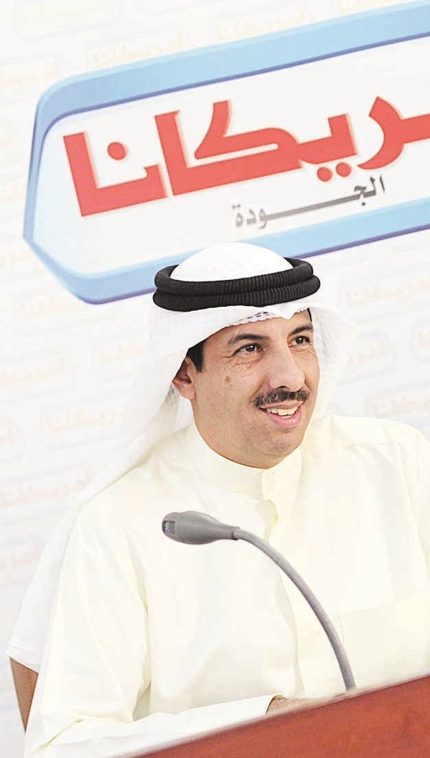 ... ومتحدثاً خلال الاجتماع (تصوير سعد هنداوي)