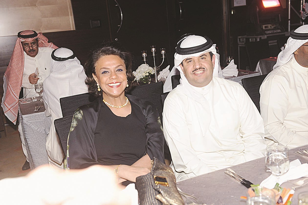 الشيخ دعيج الخليفة والدكتورة نيرمين الحوطي