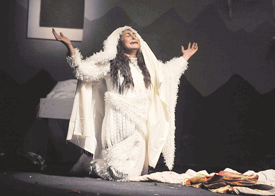 u0645u0634u0647u062f u0645u0646 u0645u0648u0646u0648u062fu0631u0627u0645u0627 u00abu0623u062du0644u0627u0645u00bb