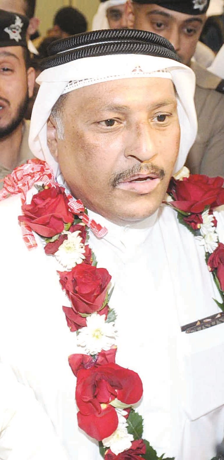 u00abu0648u0644u062f u0627u0644u062fu064au0631u0629u00bb u0645u0643u0644u0651u0644u0627u064b u0628u0627u0644u0648u0631u0648u062f