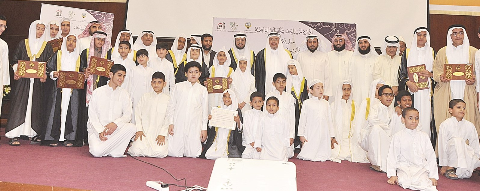 المكرمون في لقطة جامعة (تصوير جلال معوض)