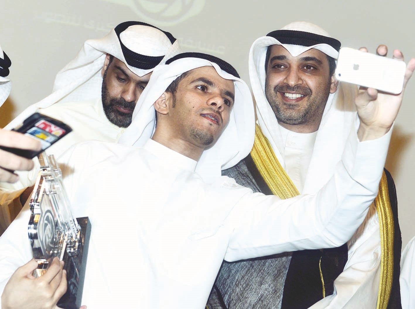 «سيلفي» مع العبدالله