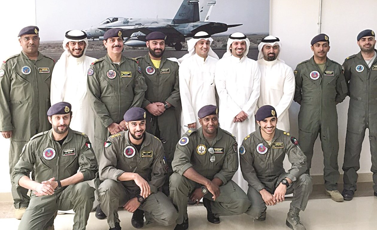 u0644u0642u0637u0629 u062au0630u0643u0627u0631u064au0629 u0644u0641u0631u064au0642 u0627u0644u0639u0645u0644 u0645u0639 u0627u0644u0637u064au0627u0631u064au0646