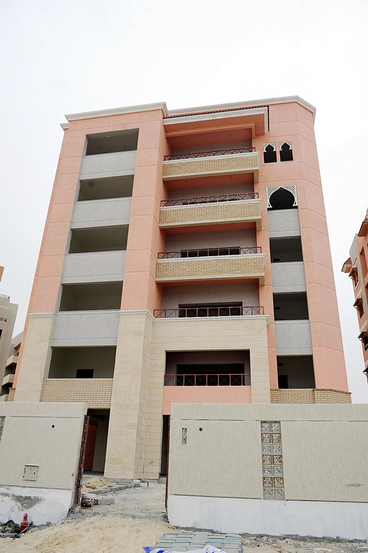 u0627u0644u0625u0633u0643u0627u0646 u0627u0644u0639u0645u0648u062fu064a u0627u0644u0645u0633u062au0642u0628u0644 u0644u0645u0639u0627u0644u062cu0629 u0627u0644u0623u0632u0645u0629 u0627u0644u0645u0633u062au0641u062du0644u0629 b(u062au0635u0648u064au0631 u0646u0627u064au0641 u0627u0644u0639u0642u0644u0629)