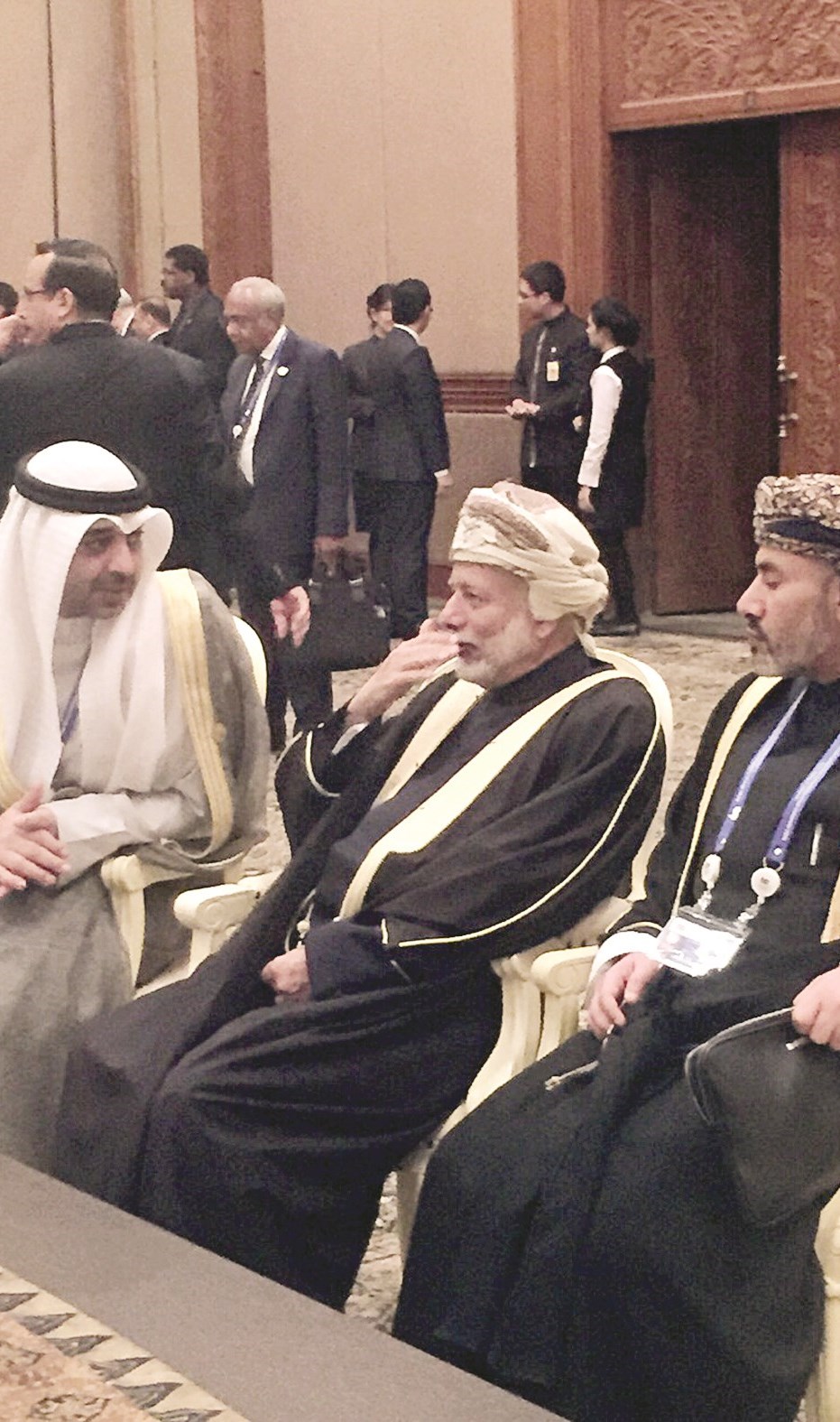 العبدالله مع وزير خارجية عمان يوسف بن علوي