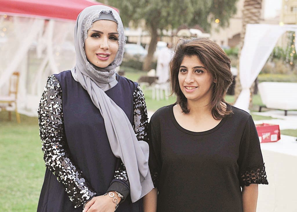 شريفة الغانم وأفراح العوضي