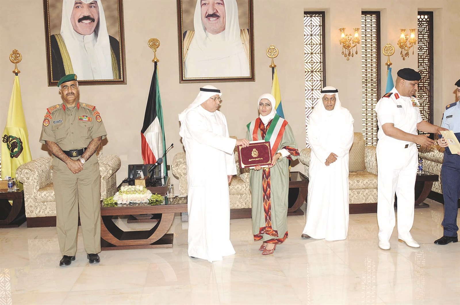 تكريم ابنة شهيد