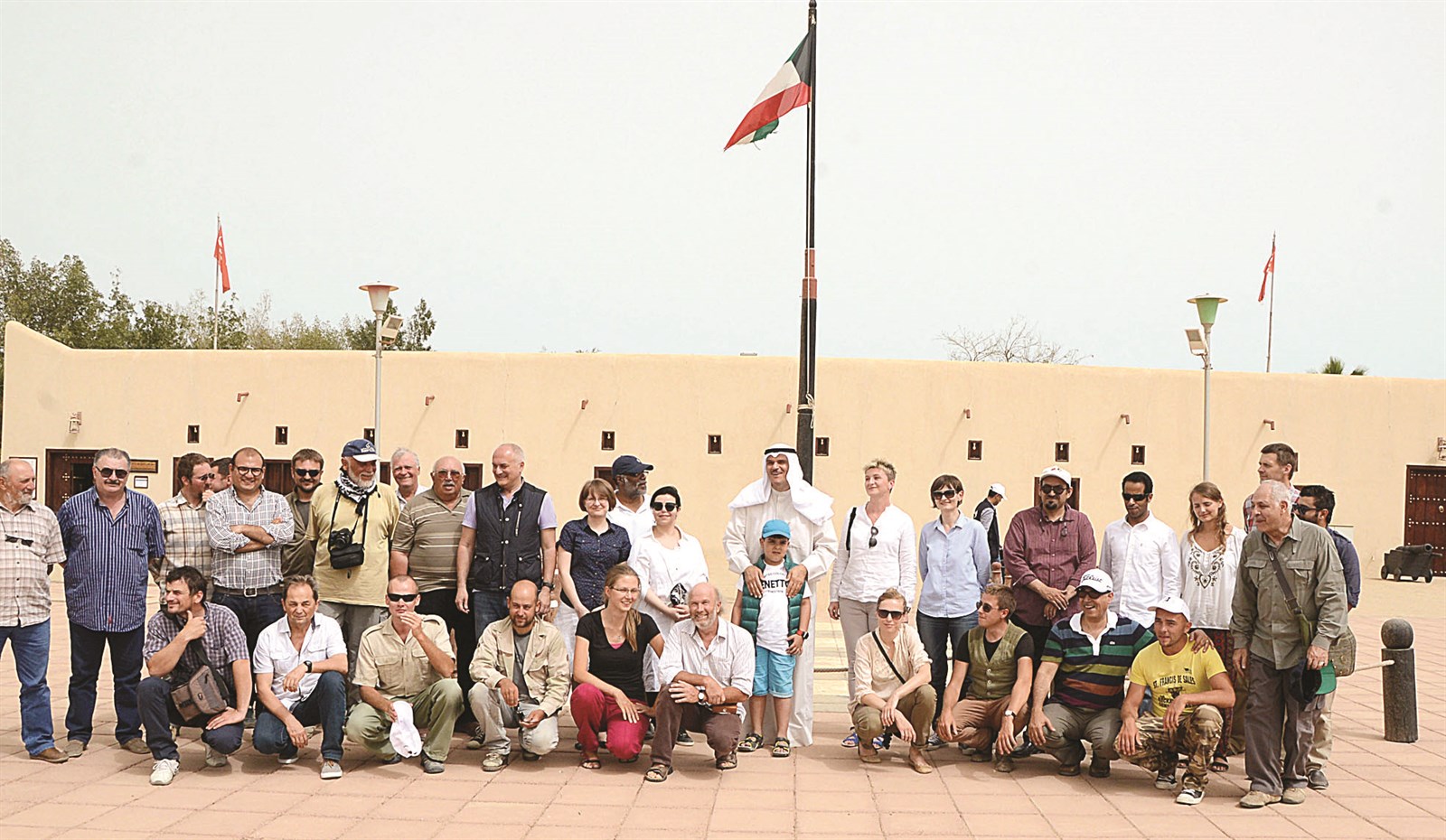 u0627u0644u062du0645u0648u062f u0645u062au0648u0633u0637u0627u064b u0627u0644u062du0636u0648u0631 u0641u064a u0645u062au062du0641 u0642u0635u0631 u0627u0644u0634u064au062e u0639u0628u062fu0627u0644u0644u0647 u0627u0644u0633u0627u0644u0645