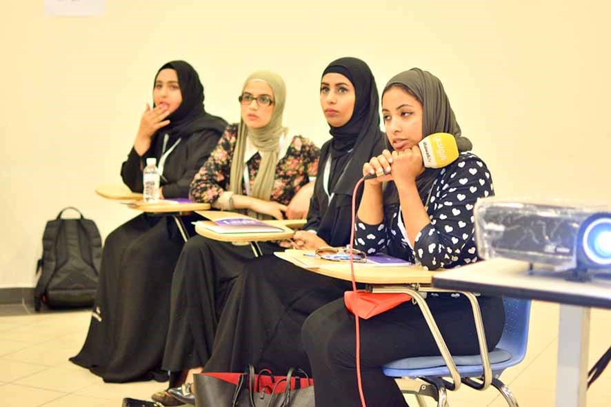 فريق الطالبات