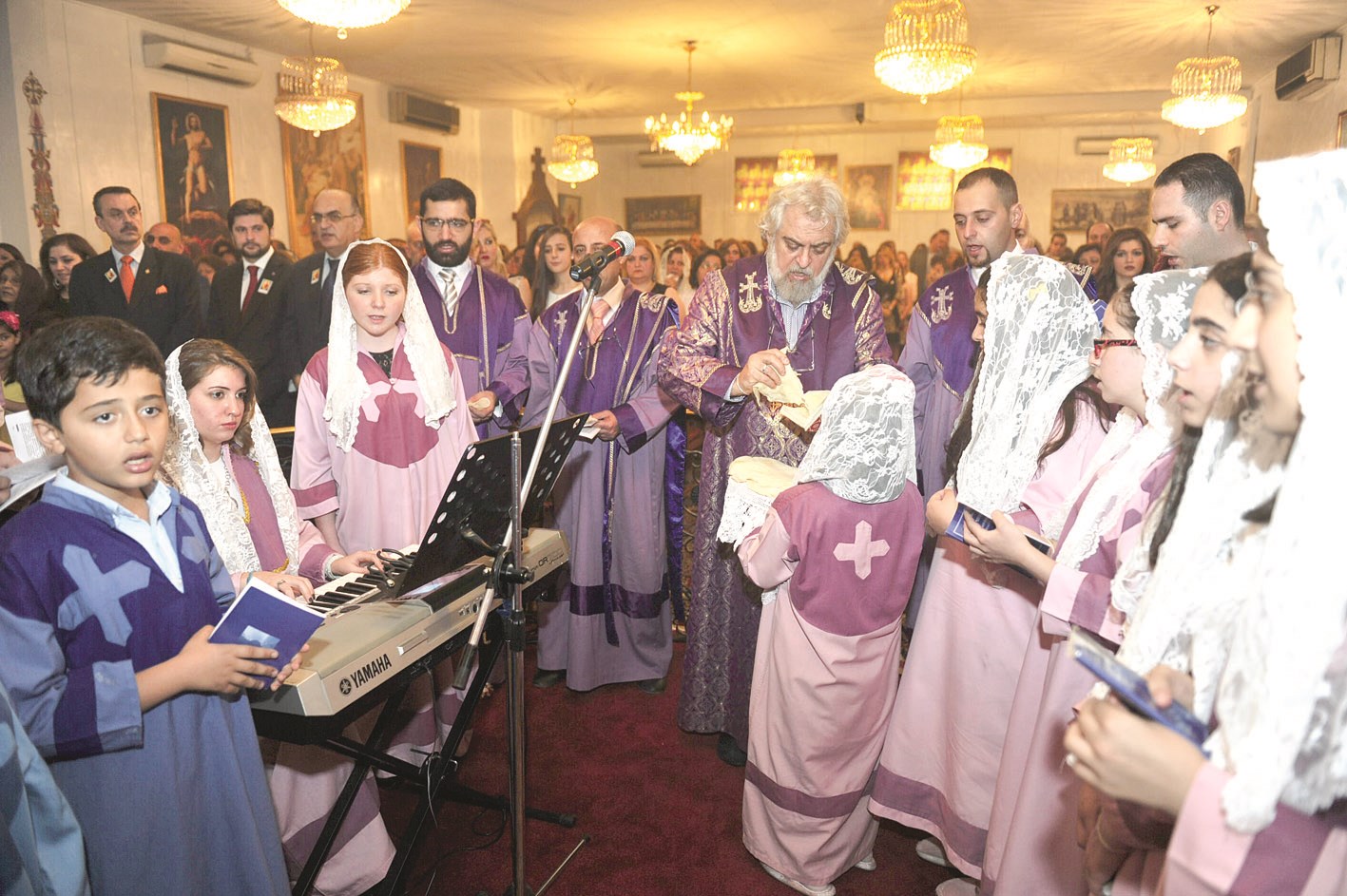 u0645u0646 u0637u0642u0648u0633 u0627u0644u0643u0646u064au0633u0629 u0641u064a u0627u0644u0627u062du062au0641u0627u0644