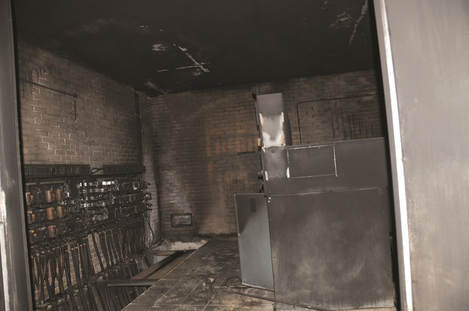 u0627u0644u062du0631u064au0642 u0623u062au0649 u0639u0644u0649 u063au0631u0641u0629 u0627u0644u0645u062du0648u0644