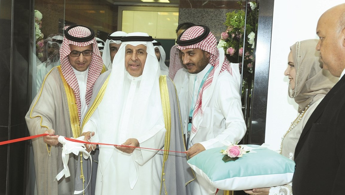 u0627u0644u0641u0627u064au0632 u0648u0627u0644u0645u0647u0646u0627 u064au0642u0635u0627u0646 u0634u0631u064au0637 u0627u0644u0627u0641u062au062au0627u062d (u062au0635u0648u064au0631 u0632u0643u0631u064au0627 u0639u0637u064au0629)