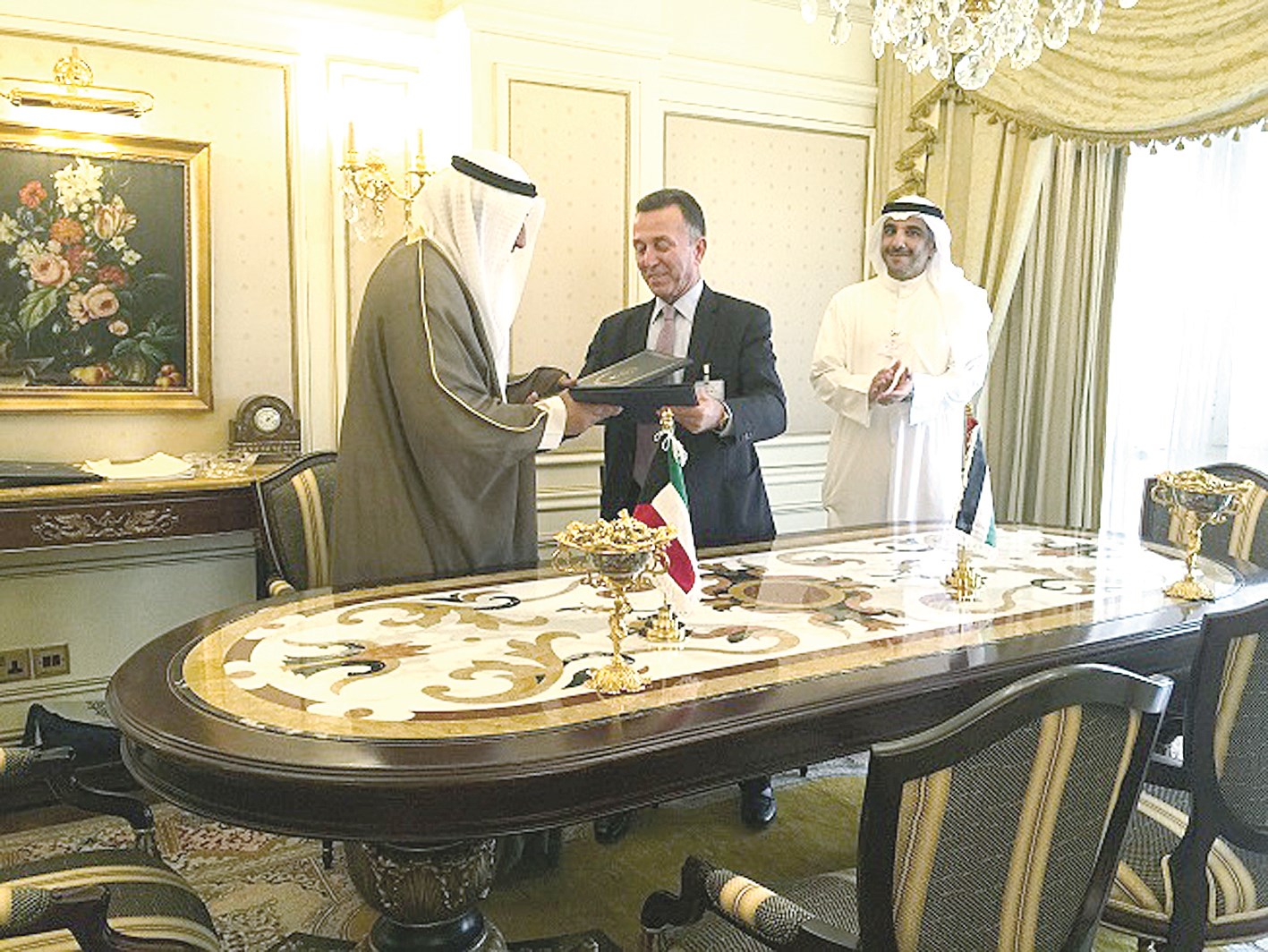 u0627u0644u0628u062fu0631 u0648u062du0631u0632u0627u0644u0644u0647 u0639u0642u0628 u0627u0644u062au0648u0642u064au0639