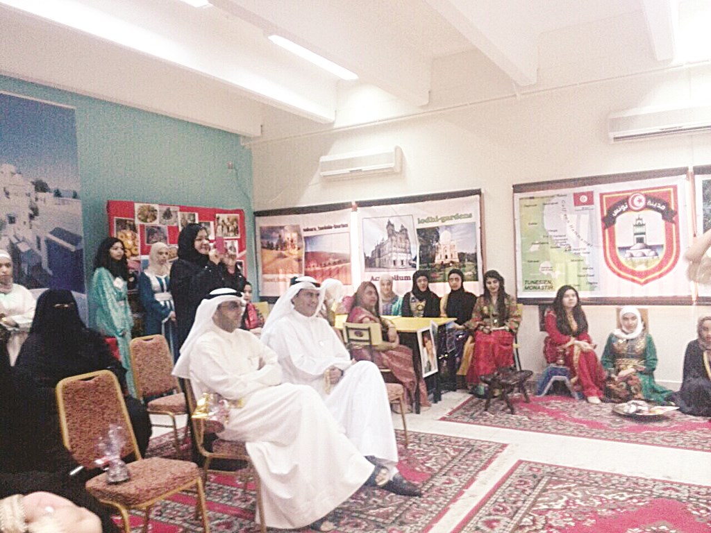 u062cu0627u0646u0628 u0645u0646 u0627u0644u062du0636u0648u0631