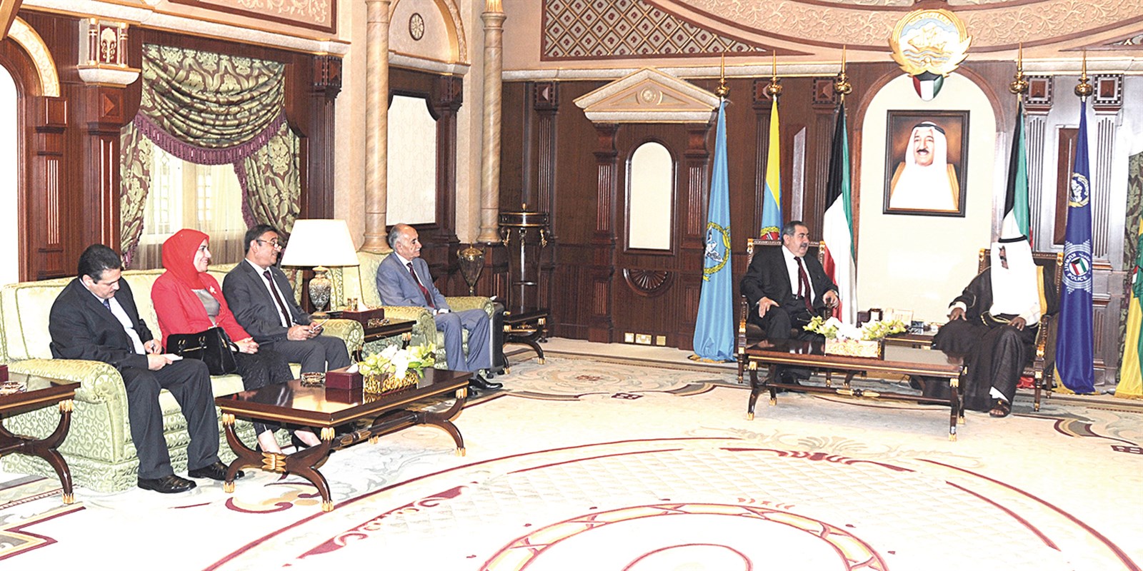 u0646u0627u0626u0628 u0627u0644u0623u0645u064au0631 u0645u0633u062au0642u0628u0644u0627u064b u0647u0648u0634u064au0627u0631 u0632u064au0628u0627u0631u064a