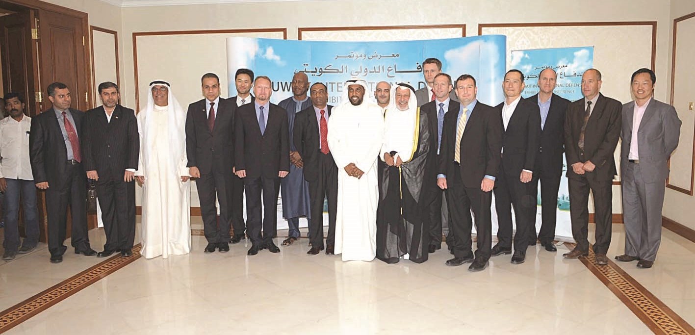 u0627u0644u0641u064au0644u064a u0645u062au0648u0633u0637u0627u064b u0627u0644u0645u0644u062du0642u064au0646 u0627u0644u0639u0633u0643u0631u064au064au0646  (u062au0635u0648u064au0631 u0643u0631u0645 u0630u064au0627u0628)