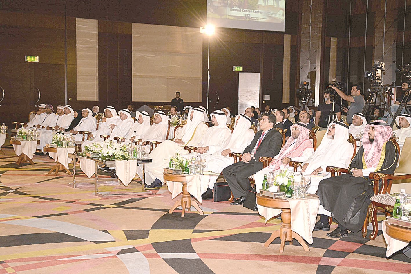 حضور حفل الافتتاح