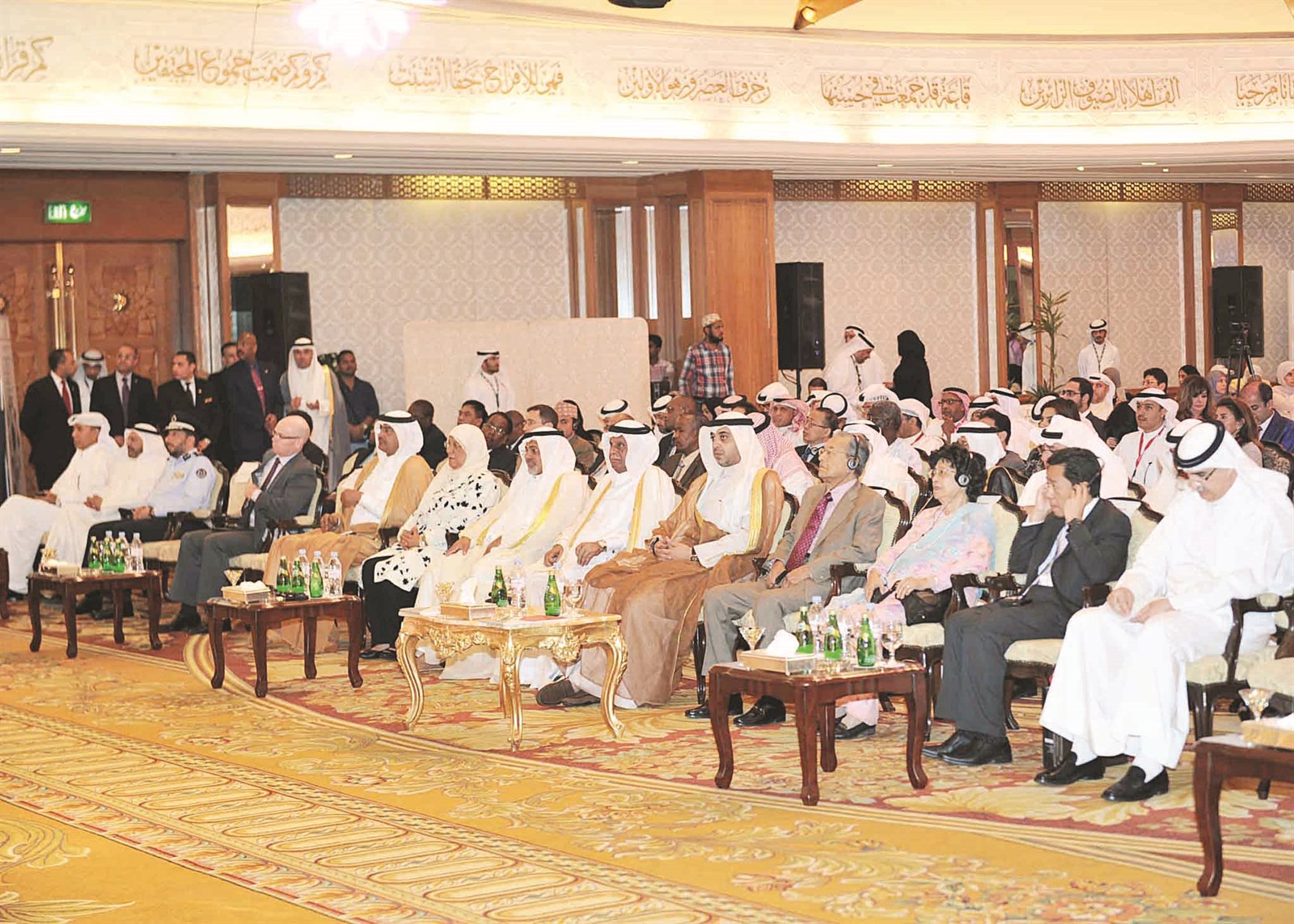 حضور محلي وخليجي وعالمي بارز في المؤتمر (تصوير سعد هنداوي)