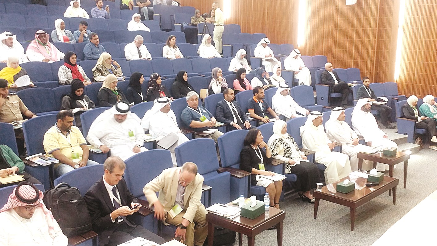 حضور الورشة