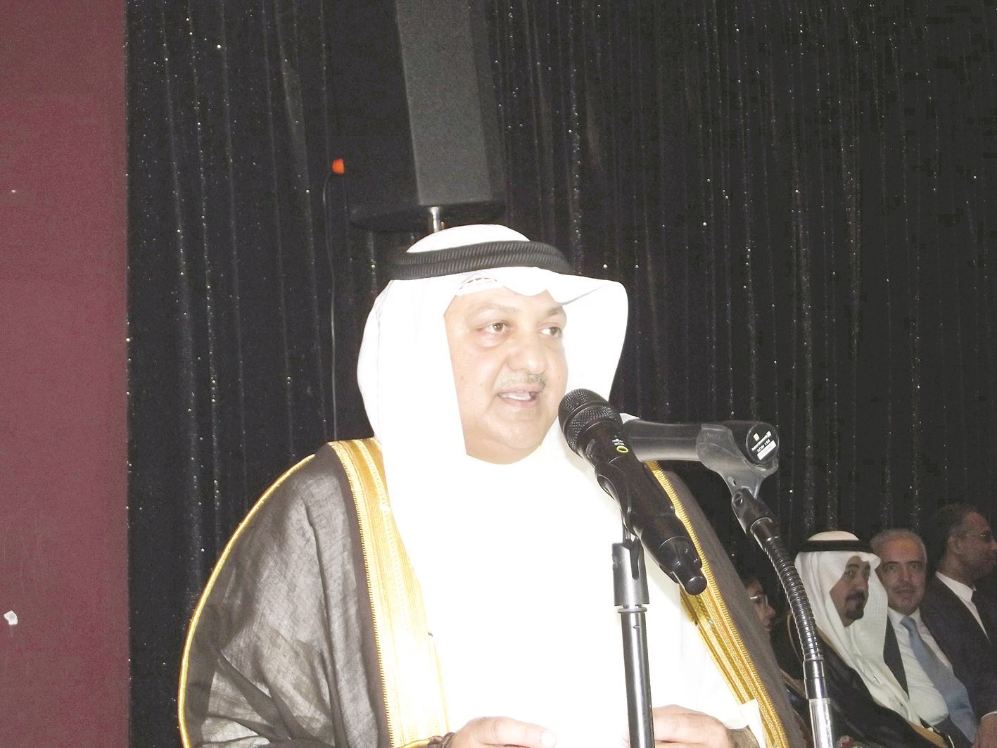 u0645u062du0645u062f u0627u0644u0639u0648u0627u0634 u064au0644u0642u064a u0643u0644u0645u062au0647