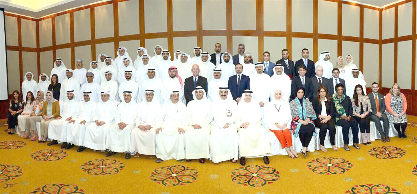 u0627u0644u0647u0627u0634u0644 u0648u0627u0644u0642u064au0627u062fu0627u062a u0627u0644u0645u0635u0631u0641u064au0629 u0645u0639 u0627u0644u0645u0634u0627u0631u0643u064au0646 u0641u064a u0627u0644u0628u0631u0646u0627u0645u062c