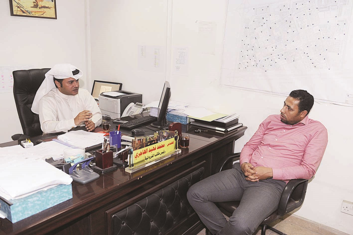 الهاجري متحدثاً للزميل علي العلاس